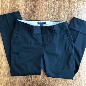 BANANA REPUBLIC Black cropped slack size 2P